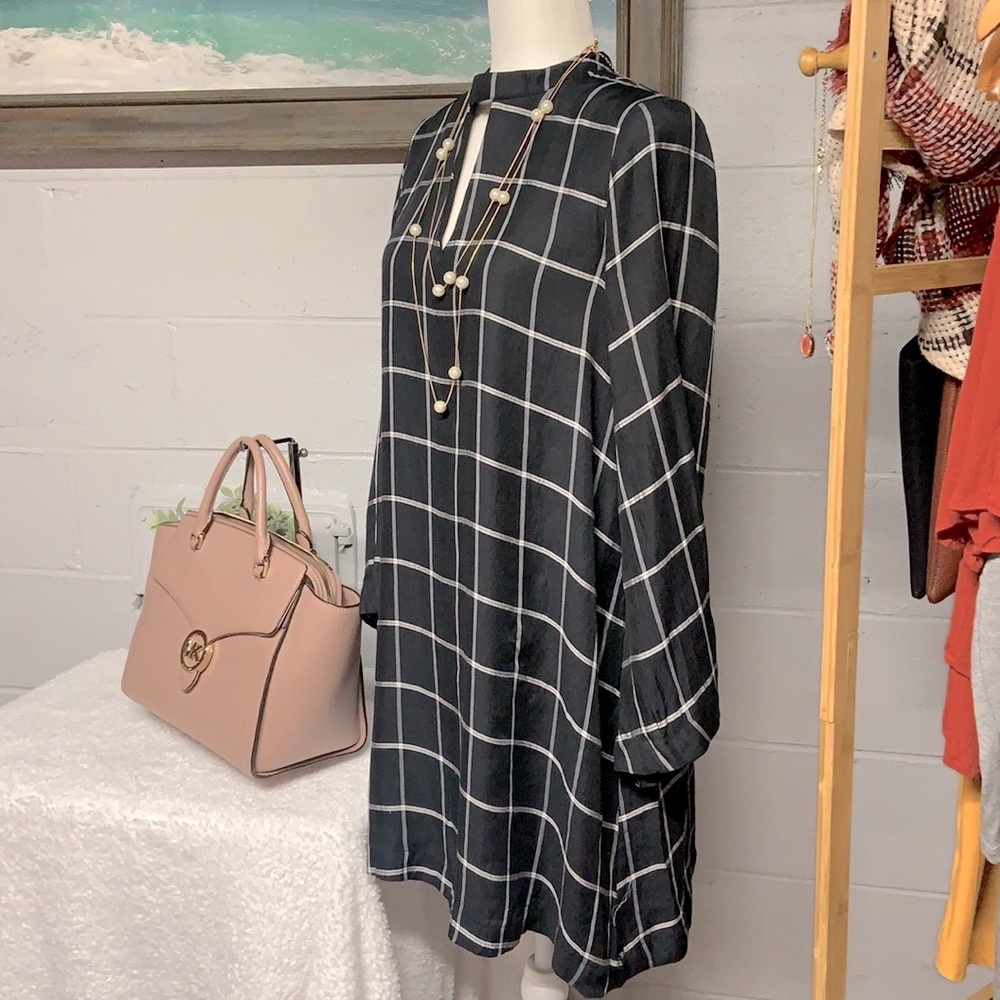 Gorgeous Loft Flowy Swing Dress Size S